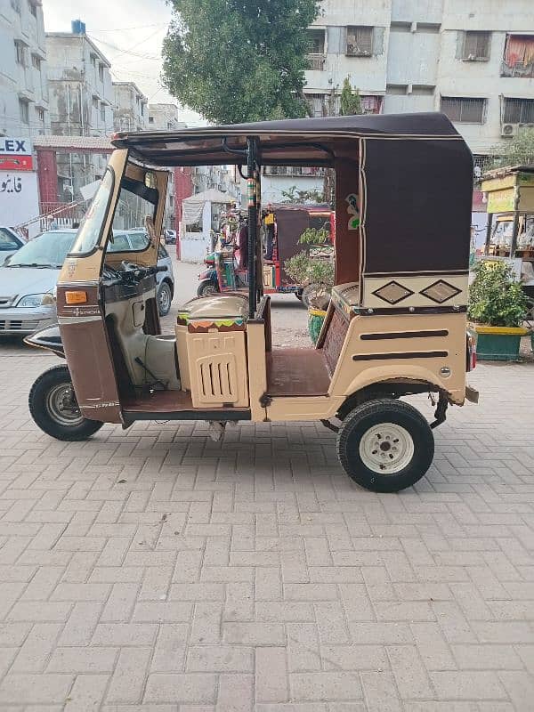 Full Geniun Condition Sazgar Rickshaw 2020 17