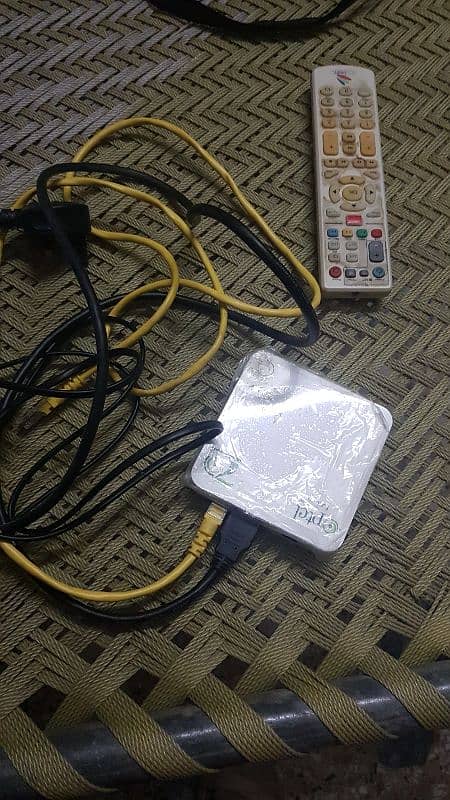 ptcl channel box with remote control 0