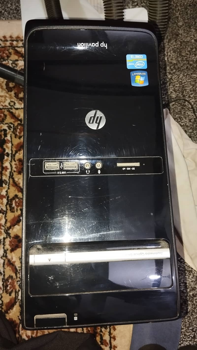 Hp Pavilion Desktop + Samsung 24" HD LCD 6