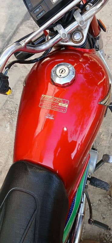 honda cd 70 red colour 2