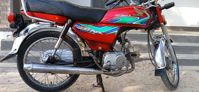 honda cd 70 red colour 7