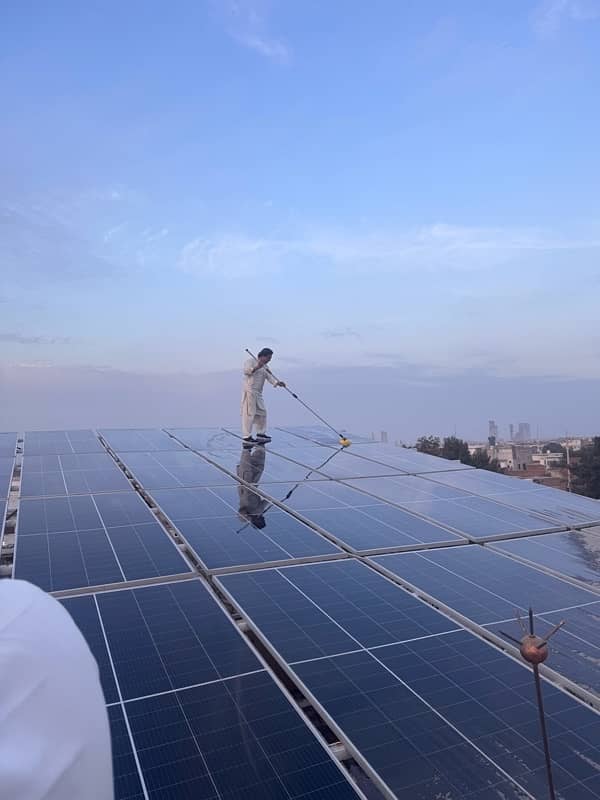 Solar Cleaning 5