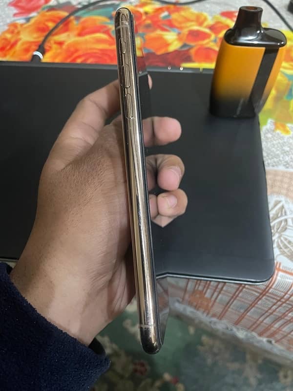 Iphone 11 Pro Max 256gb PTA 1