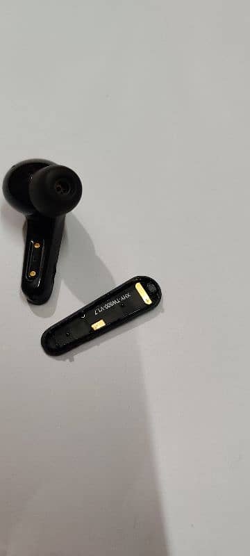 EarFun Air Pro 3 Hybrid Noice Cancelling 6