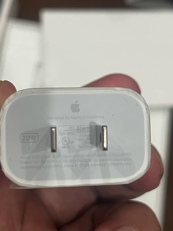 apple new charger(20 watt) 2 pin 1