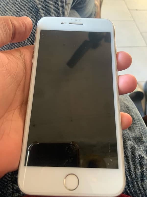 iPhone 8 Plus pta hai all ok hai 10 by 9 hai exchange or sale 2