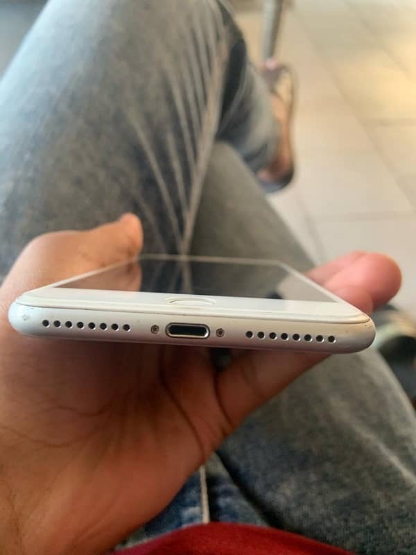 iPhone 8 Plus pta hai all ok hai 10 by 9 hai exchange or sale 3