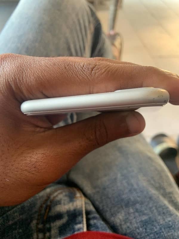 iPhone 8 Plus pta hai all ok hai 10 by 9 hai exchange or sale 4