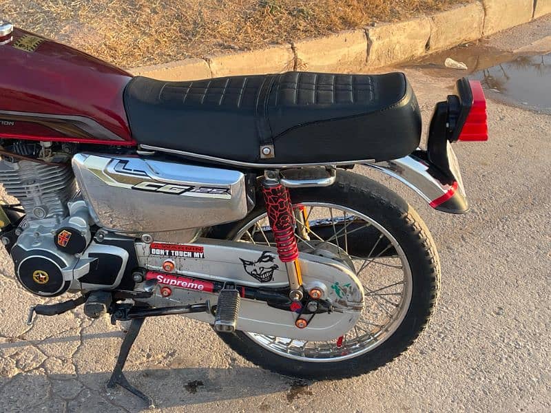 Honda CG 125 Special Edition 4