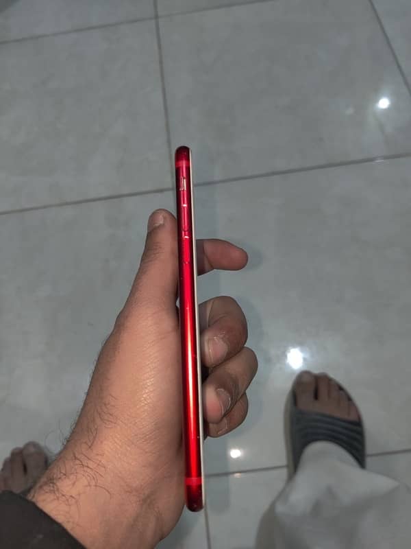 iphone 7 (red colour) 5