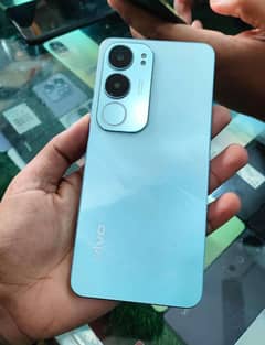 vivo y19s 100by100 mobile and charges no box