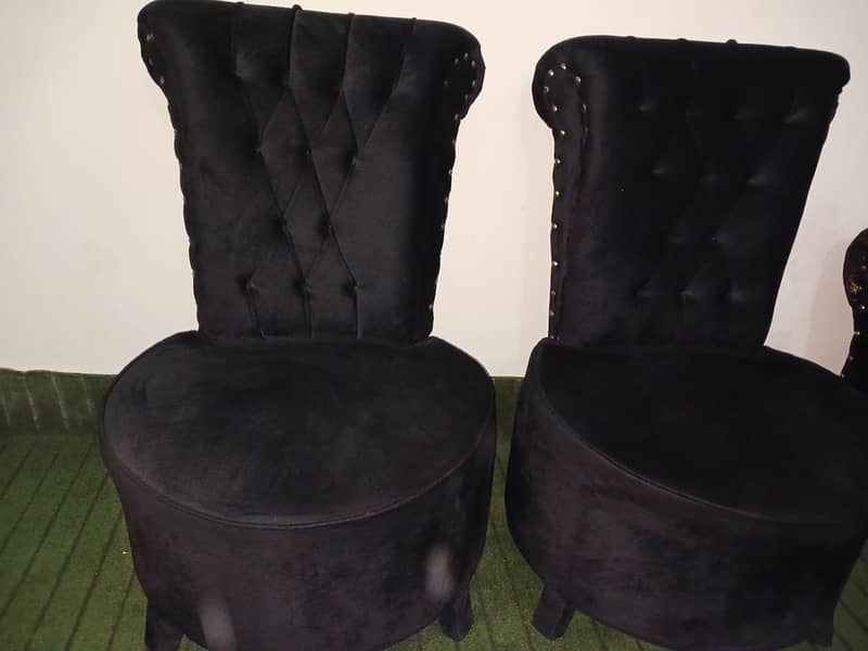 Velvet Chairs with Table Colour Black 0