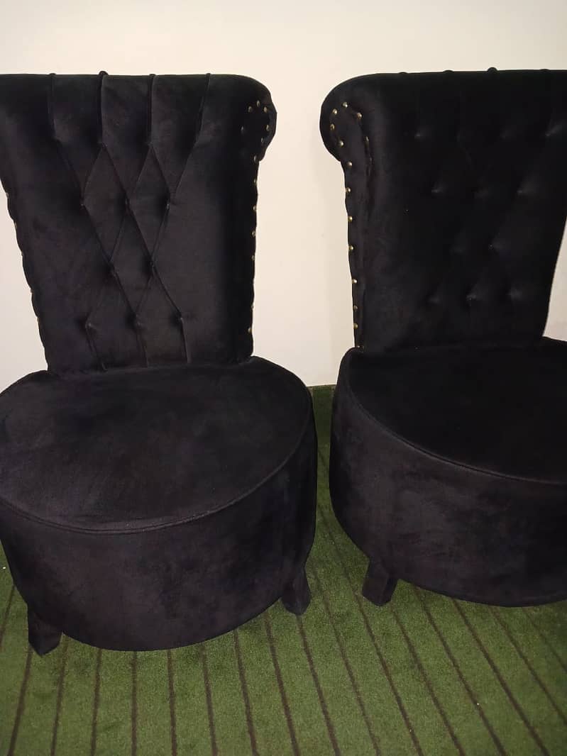 Velvet Chairs with Table Colour Black 1