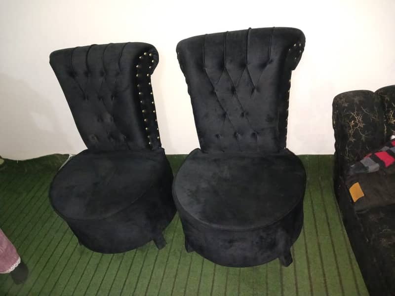 Velvet Chairs with Table Colour Black 5