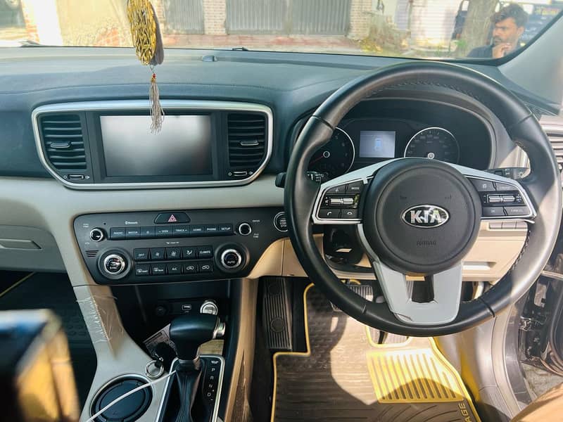 KIA Sportage FWD 2021 Model 11