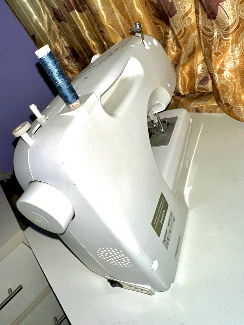 Automatice Electric Sewing Machine 5