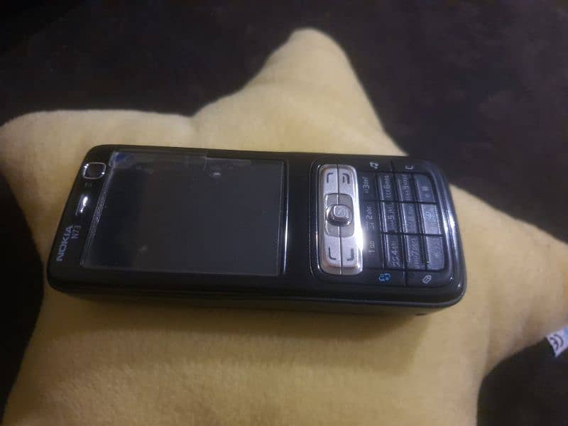 Nokia N73 original in good condition 1