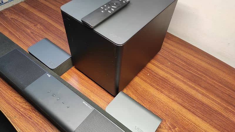 Vizio M5.1. 2a-h6 American home theater system 3