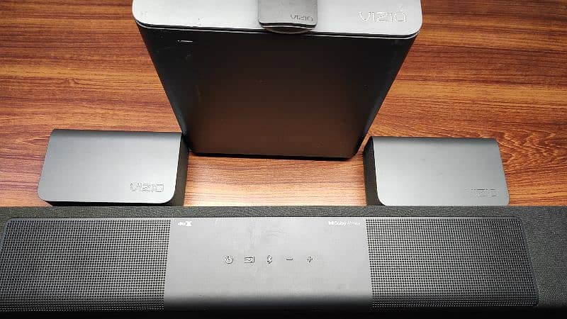 Vizio M5.1. 2a-h6 American home theater system 4