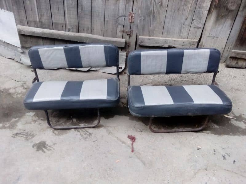 Photohar jeep janwan seats 0