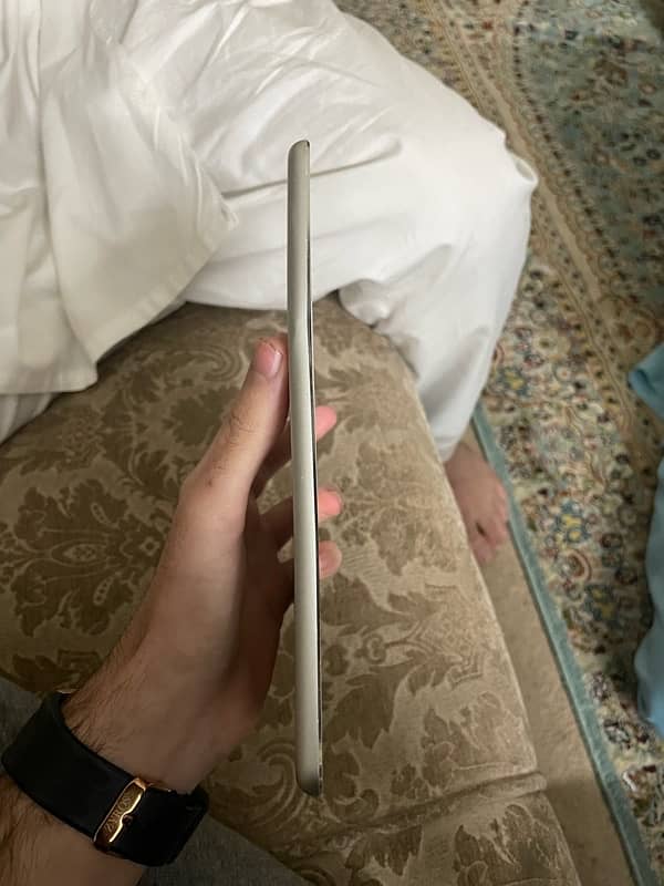 ipad mini 2 6