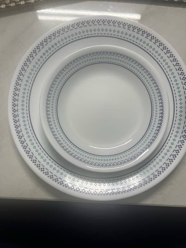 corelle brekfast set 48 pieces 4