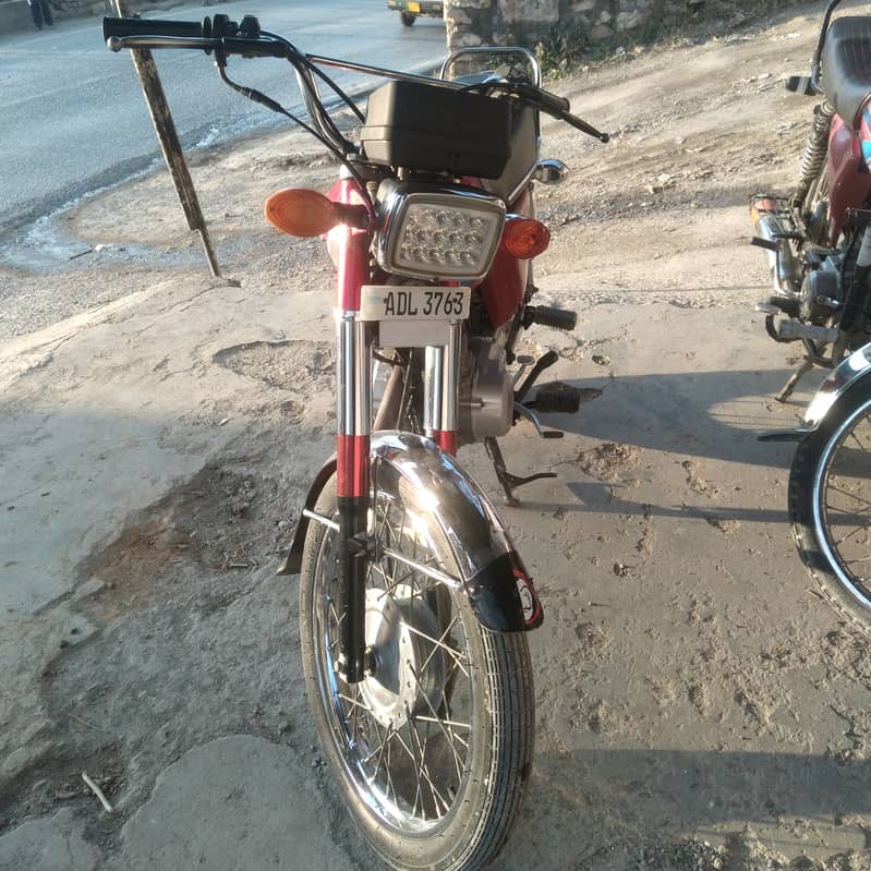 Honda CG 125 2021 3