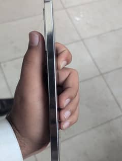 infinix note 40 with box charger and everything