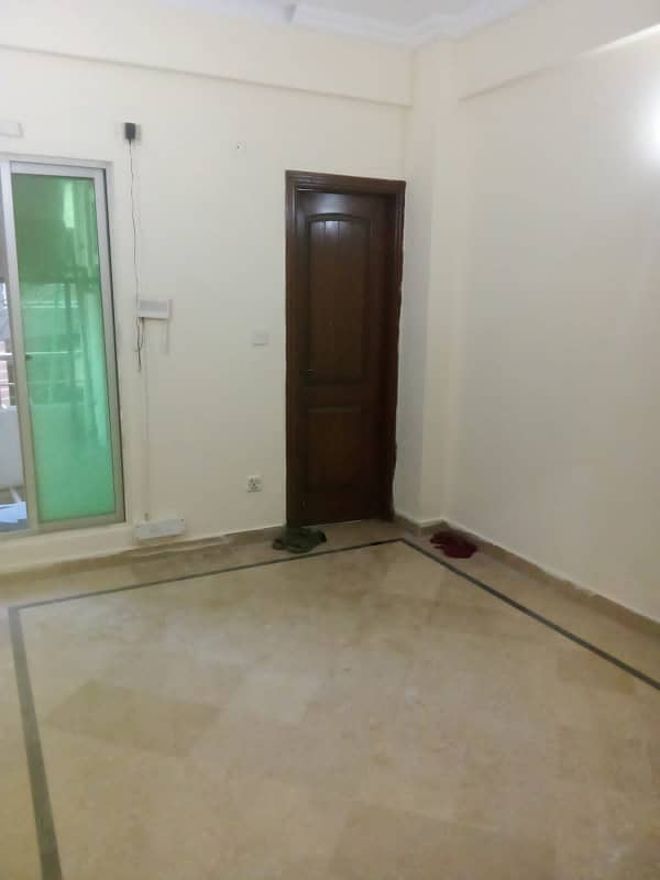 2 Bed Flat For Rent In G-15 Markaz Islamabad 9