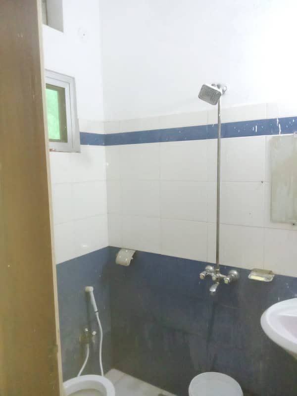 2 Bed Flat For Rent In G-15 Markaz Islamabad 10