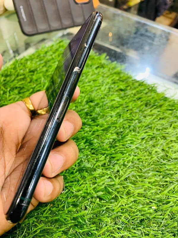 IPHONE 11 PRO PTA APPROVED 1