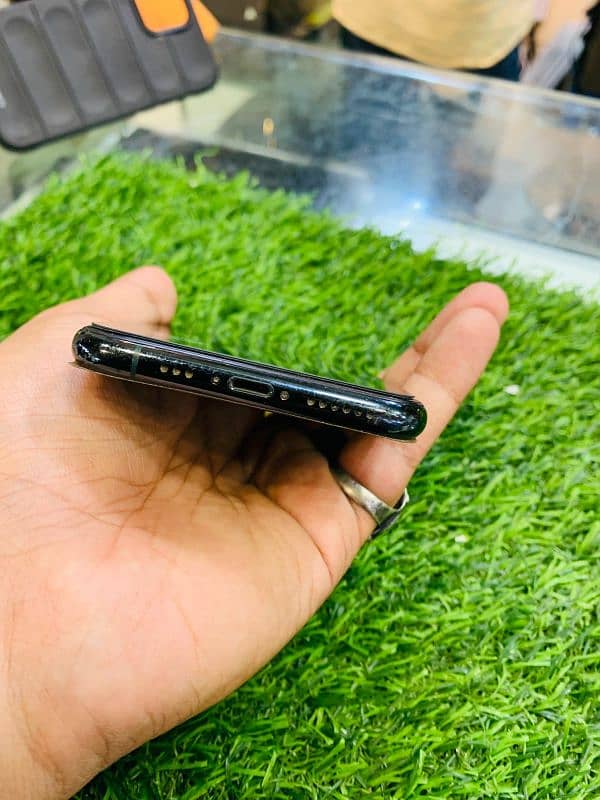 IPHONE 11 PRO PTA APPROVED 8