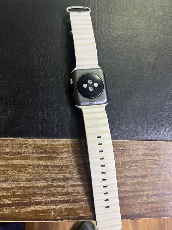 Apple series 3 42 mm 1