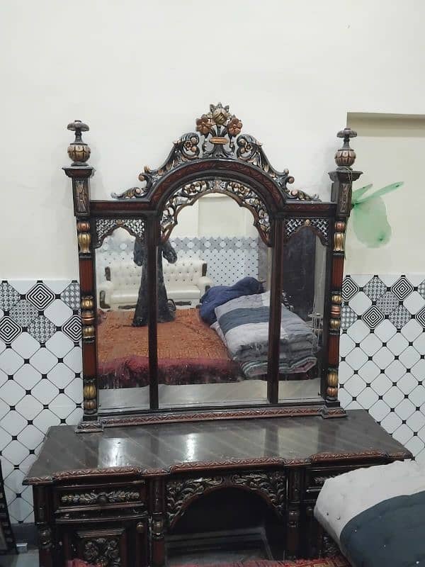 king size bed with dressing table and side tables 1