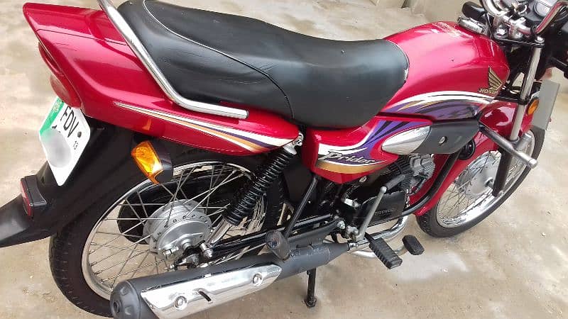 Honda Pridor Excellent Condition 5