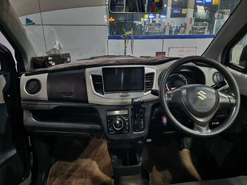 Suzuki Wagon R 2018 9