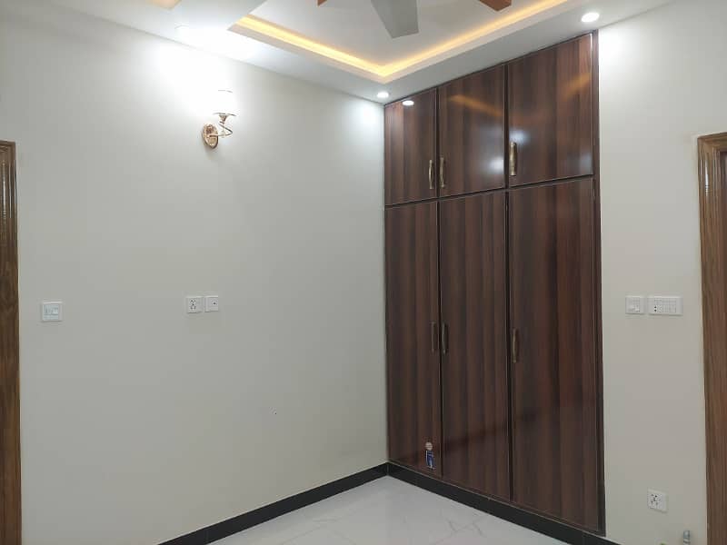 4 Marla 25 X 40 Full House For Rent In G-13 Islamabad 2