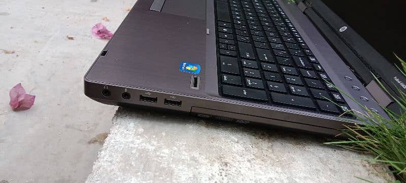 HP CORE i7 NEW CONDITION LAPTOP EVERYTHING OK 3