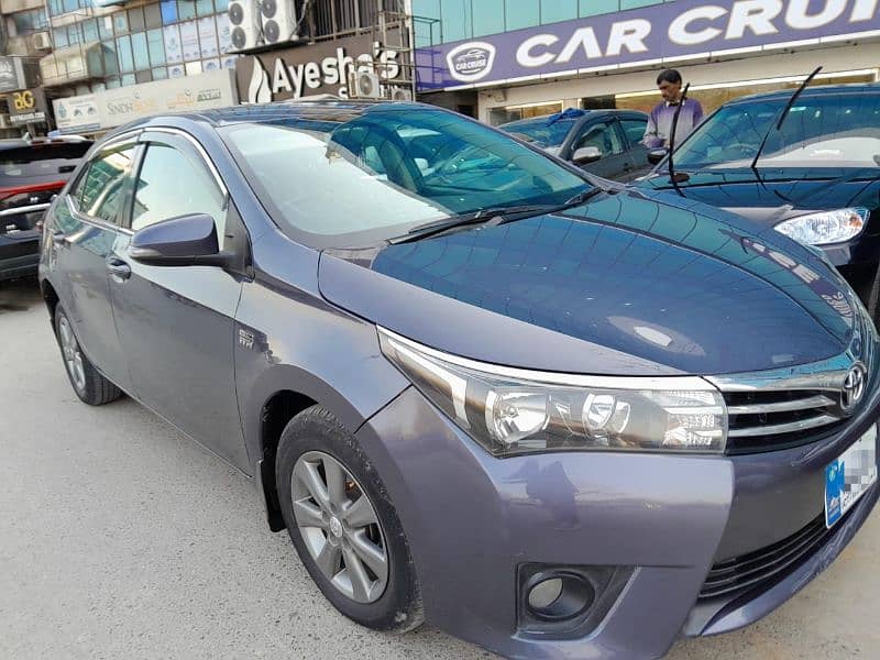 Toyota Corolla Altis 2016 1