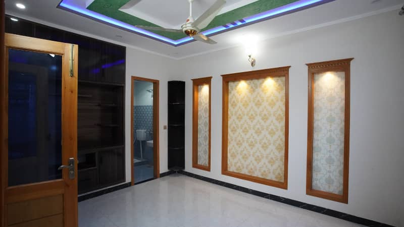 4 Marla Upper Portion For Rent In G-13 Islamabad 2