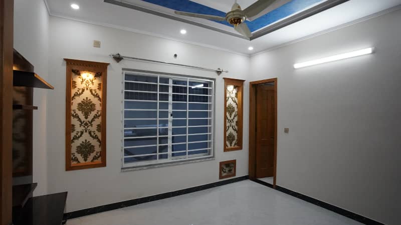 4 Marla Upper Portion For Rent In G-13 Islamabad 10