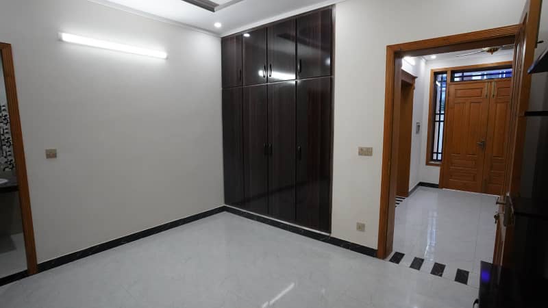 4 Marla Upper Portion For Rent In G-13 Islamabad 13