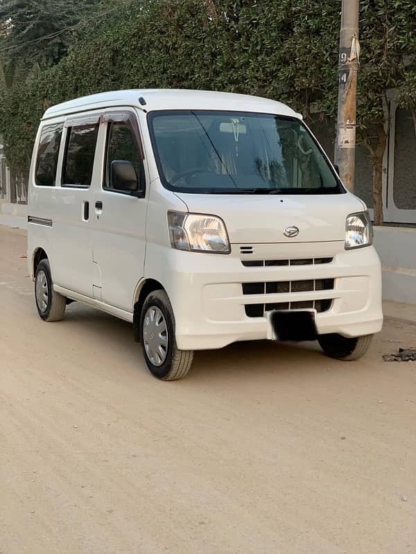 Daihatsu Hijet 2014 1