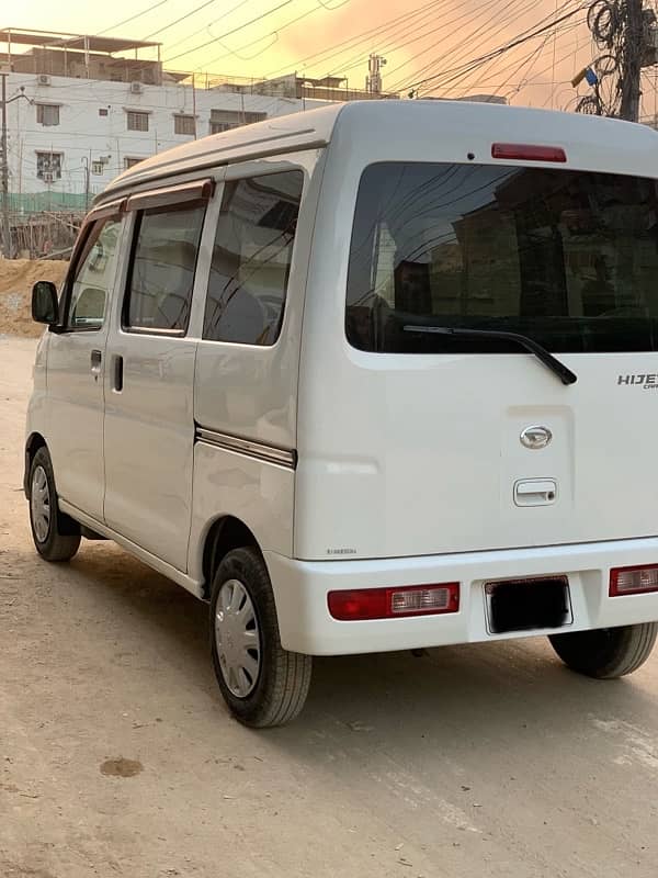 Daihatsu Hijet 2014 6