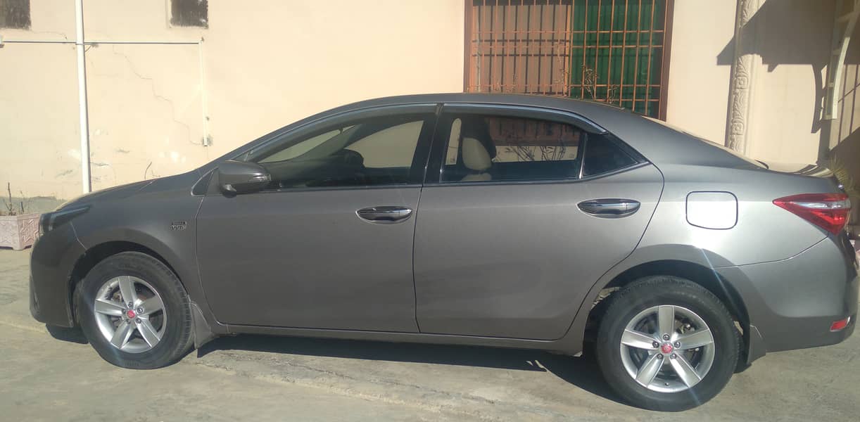 Toyota Corolla  Grande 2016 3