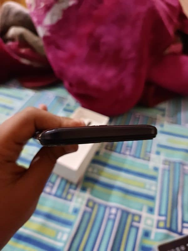 Oppo A5 2020 Mirror Black Awsome Condition 3