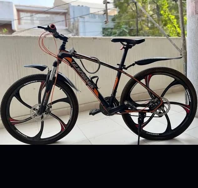 ALMOST NEW BICYCLE AVAILABLE FOR SALE 1