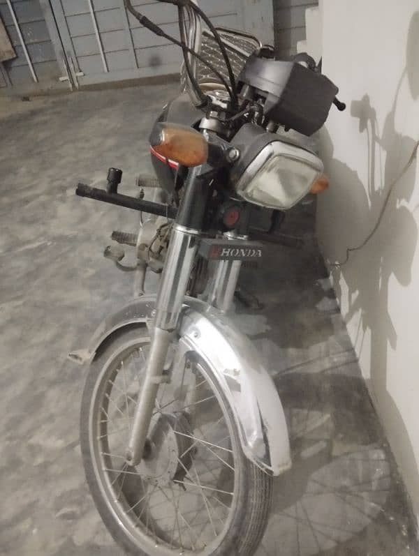 good condition bike 65000 dimand 0