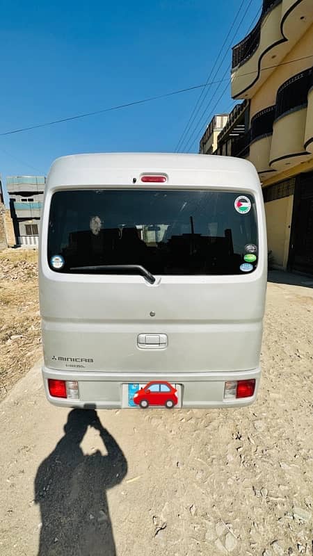 Mitsubishi Minicab Bravo 2015 1