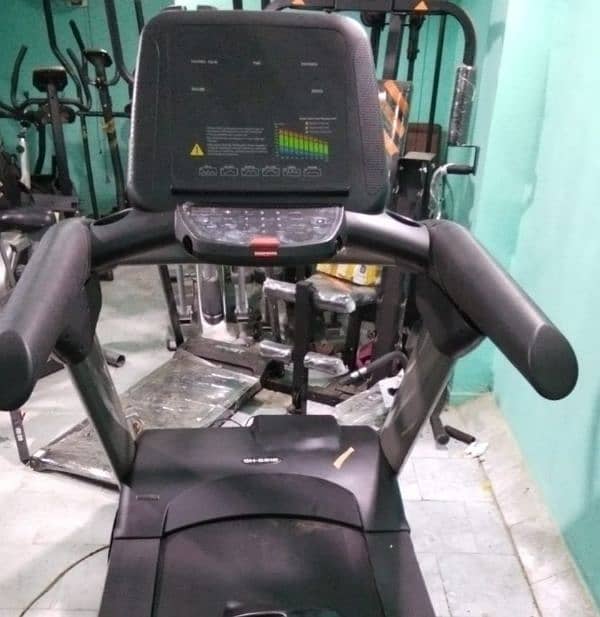 running machine  treadmill 16